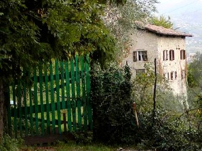 landhaus_tor.jpg