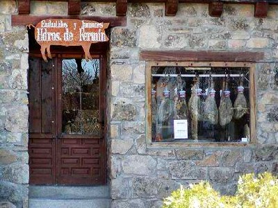 alberca_jamones.jpg