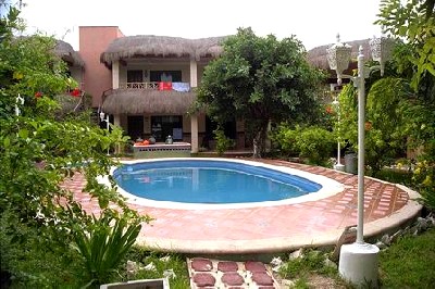 mujeres_pool.jpg