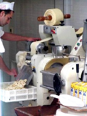 tra_nudelmaschine.jpg